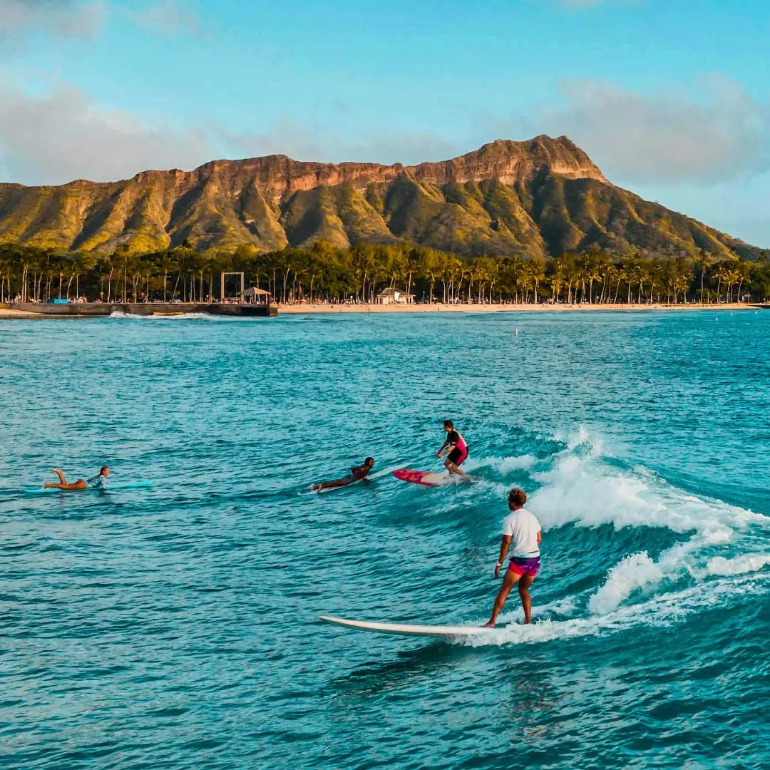 Diamond Head a Waikiki Bay